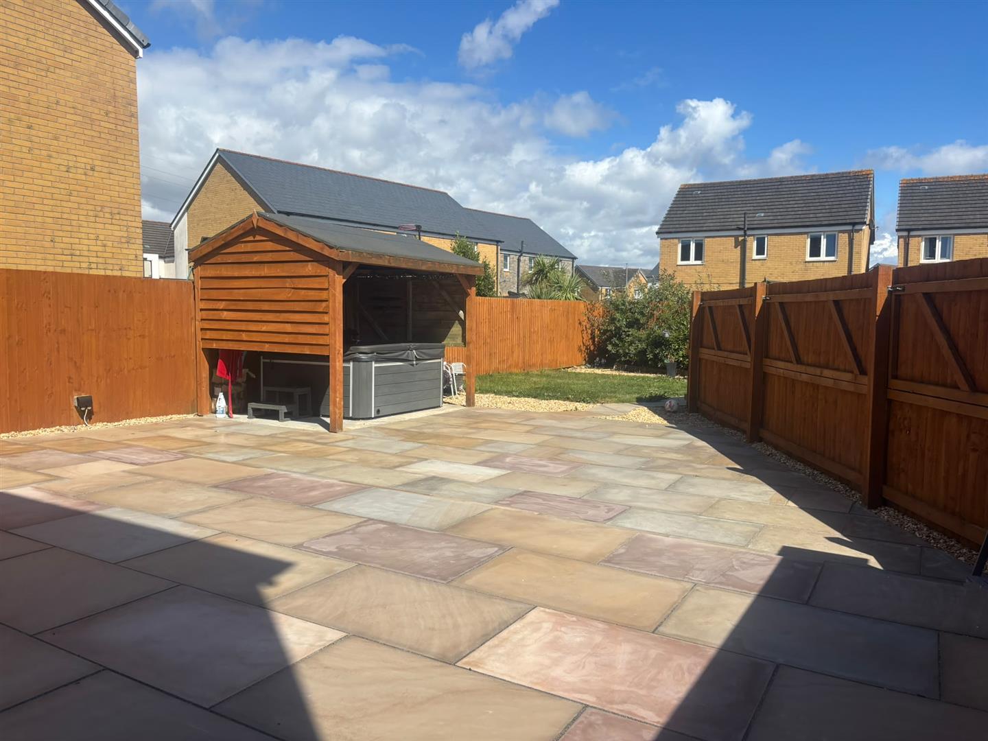 Ffordd Y Meillion, Llanelli, SA15 2EX
